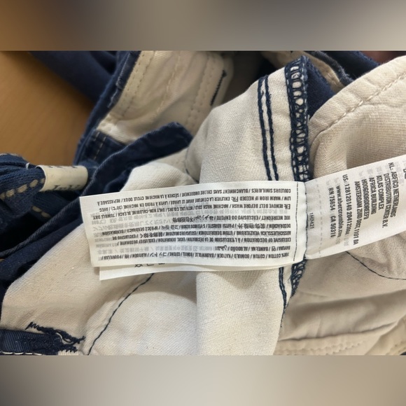 Abercrombie & Fitch Blue Cargo Shorts - Picture 4 of 11